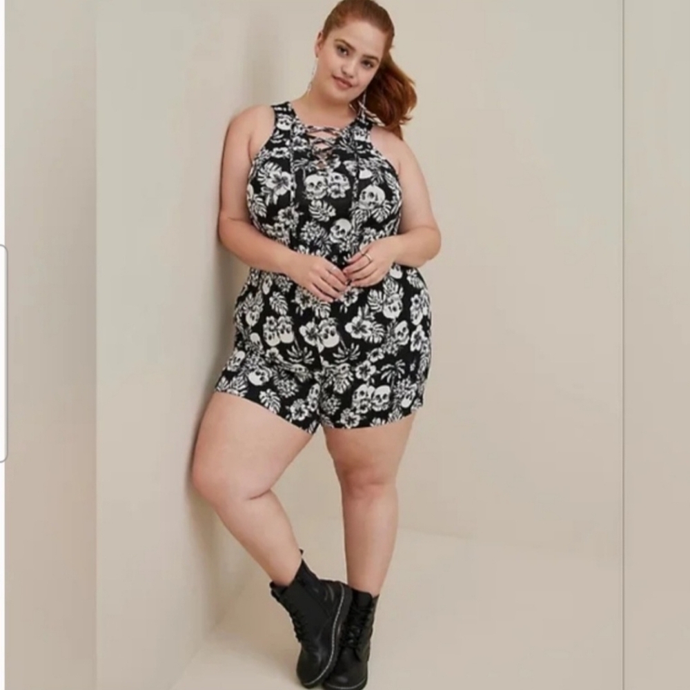 Lovesick/Torrid Skull Romper